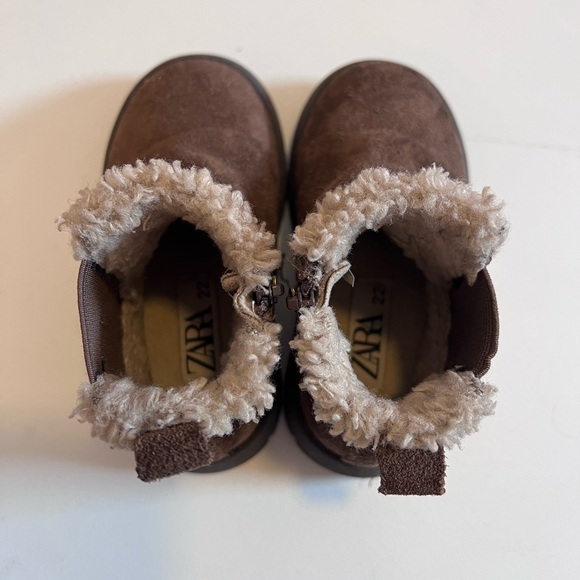 Zara booties- toddler - Picture 3 of 4